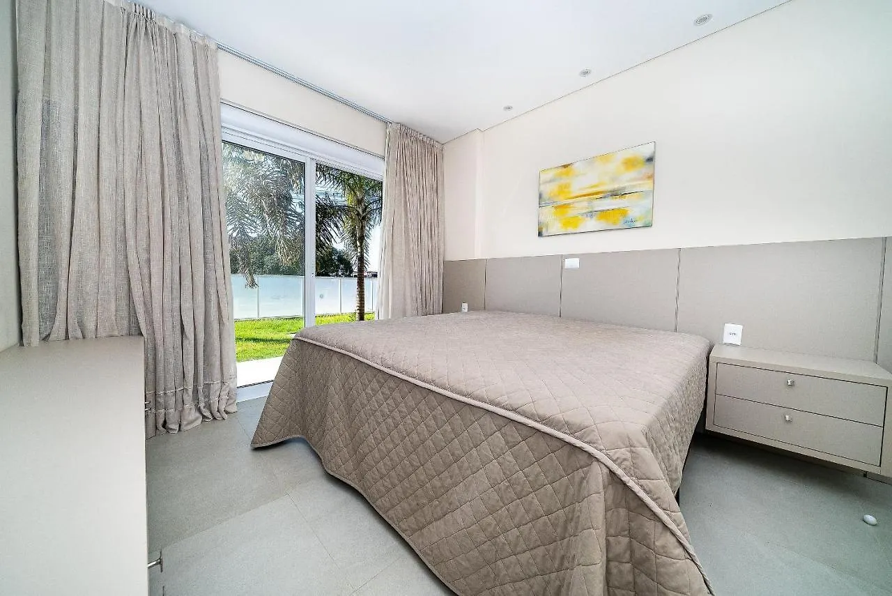 בומבינאס 191 - Apartamento Garden Na Praia De Mariscal